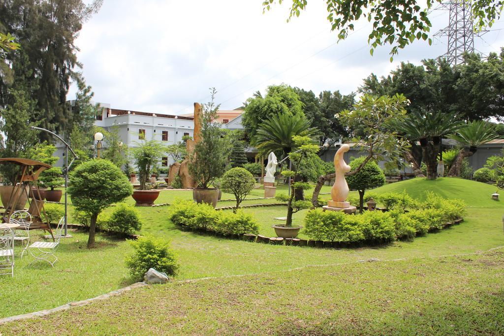Saigon Park Resort Thuan An Eksteriør bilde